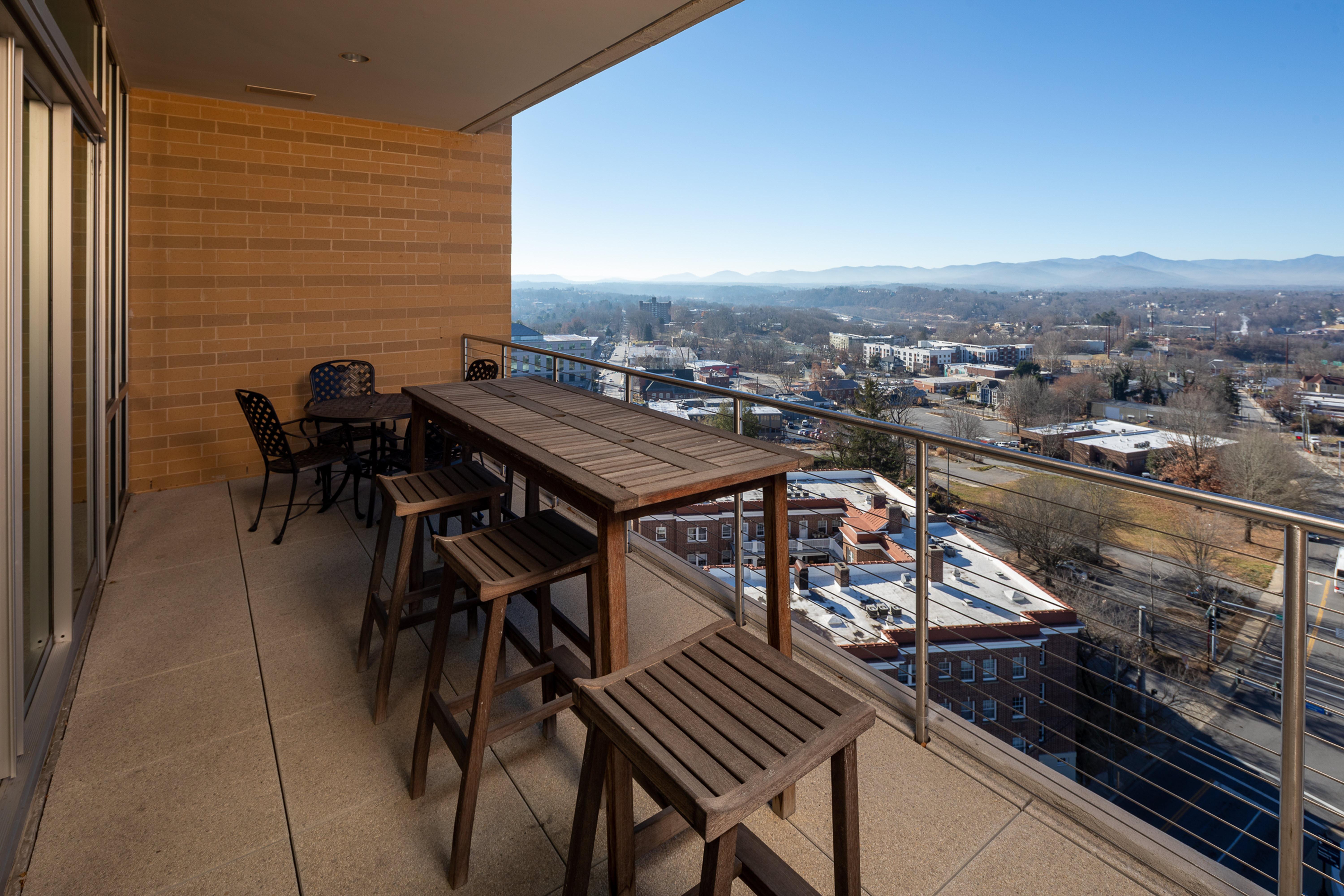 Hotel Indigo Downtown By Ihg 4*