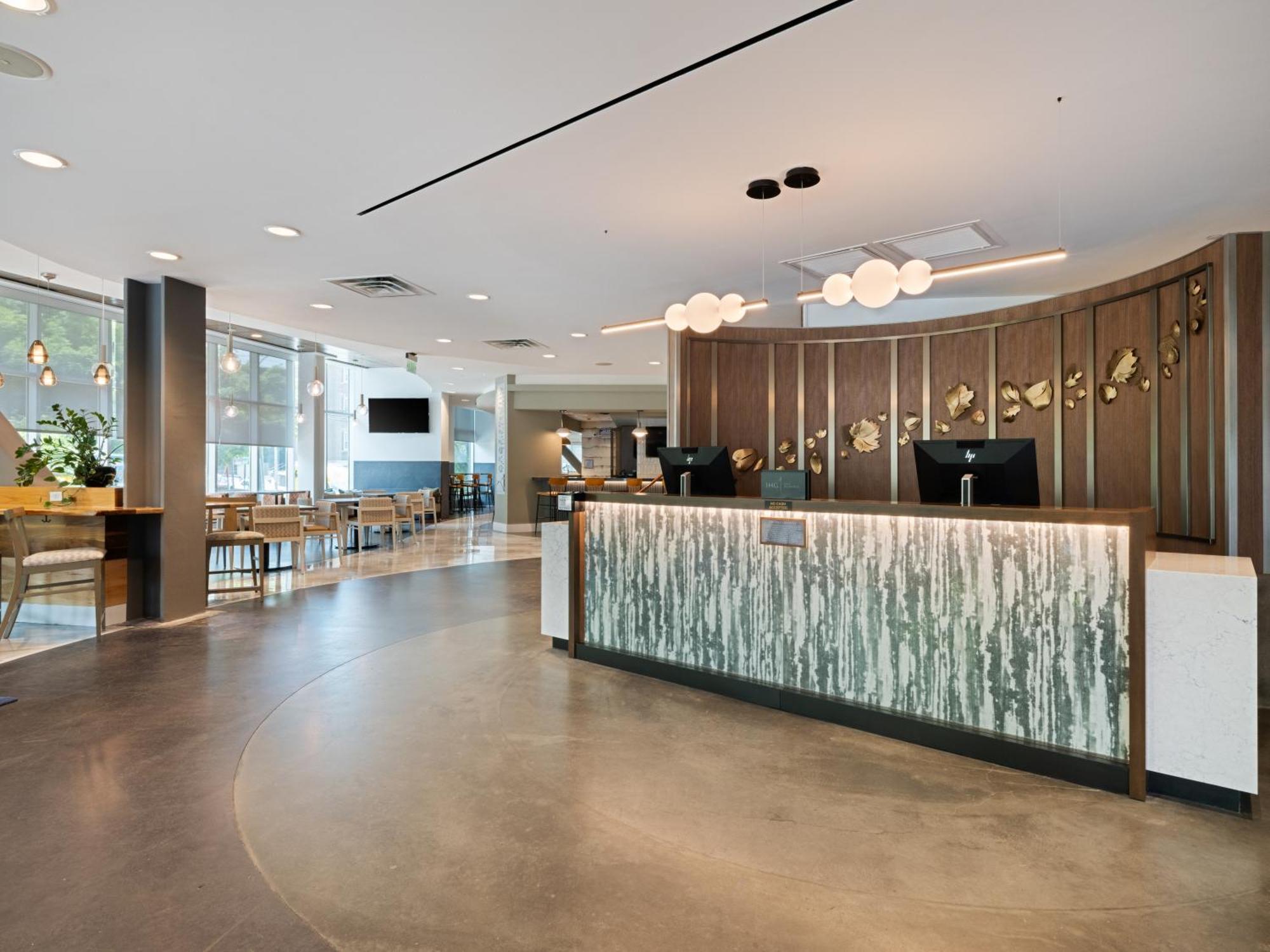 Indigo Downtown By Ihg Hotel 4*