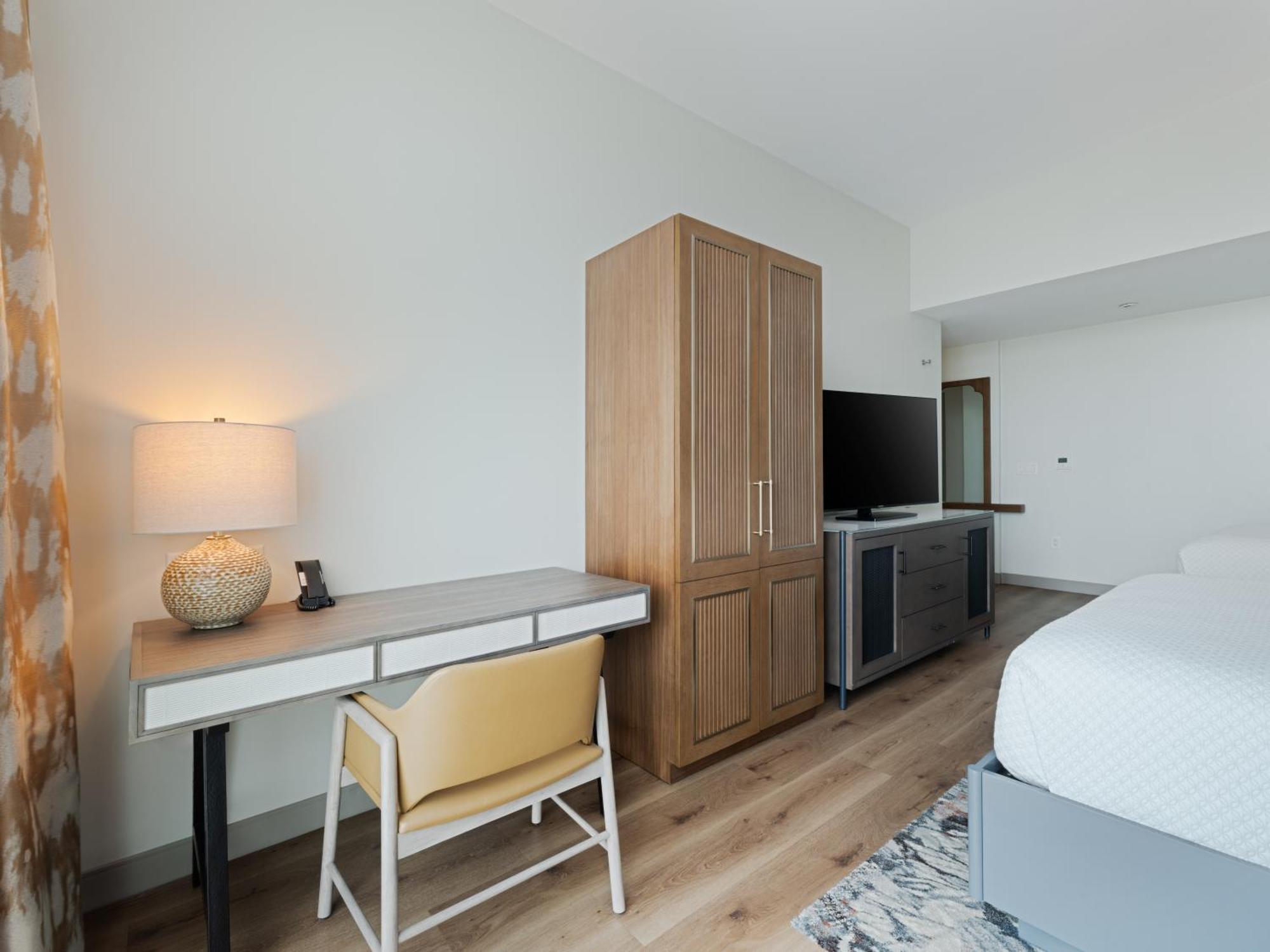 Hotel Indigo Downtown By Ihg 4*