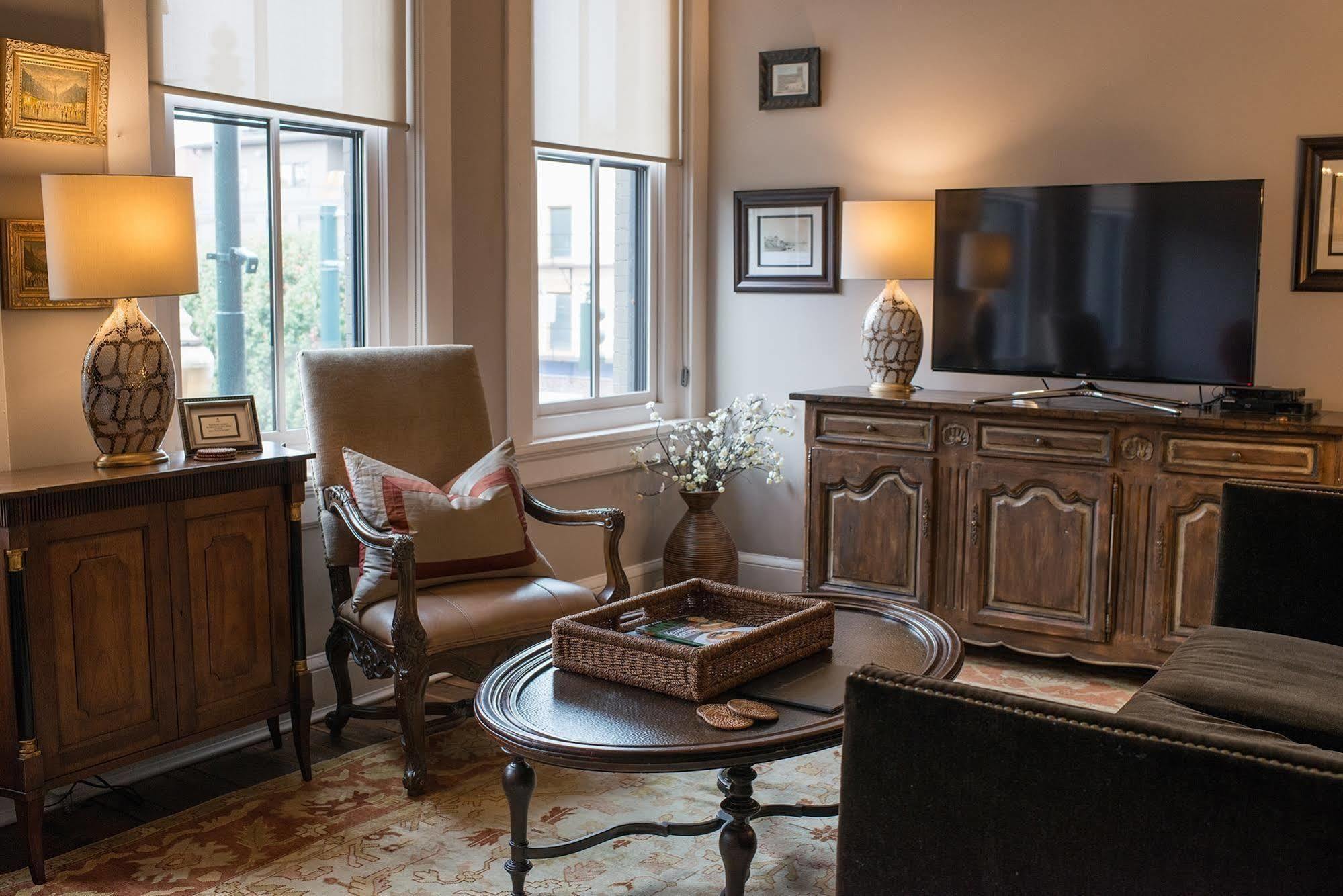The Windsor - 4* Asheville