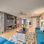 Asheville Home With Fenced-In Yard 7 Mi To Downtown