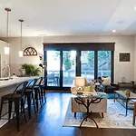 145 Biltmore Ave 541B0C