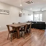 Short Coxe Avenue Townhome 235