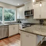 Short Coxe Avenue Townhome 235