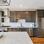 Phenomenal 2 Bedroom 2 And A Half Bathroom Downtown Property