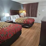 Econo Lodge Biltmore