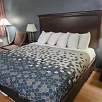 Econo Lodge Biltmore