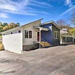 Chic Spacious Avl Oasis With Hot Tub And Fire Pit