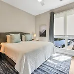 45 Asheland Avenue Unit 405
