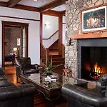 Sohum Mountain Healing Resort