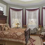 A Bed Of Roses Bed & Breakfast