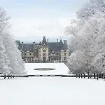 Village Hotel On Biltmore Estate