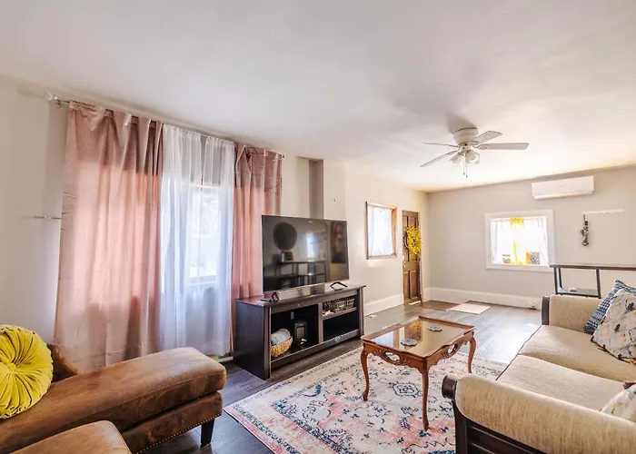 Relaxed Asheville Apartment - Pet-Friendly