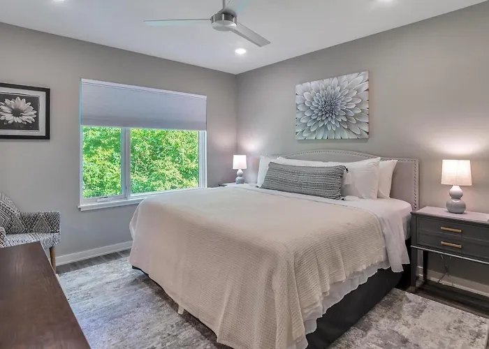 Incredible South Slope Townhome With Private Elevator Unit 106
