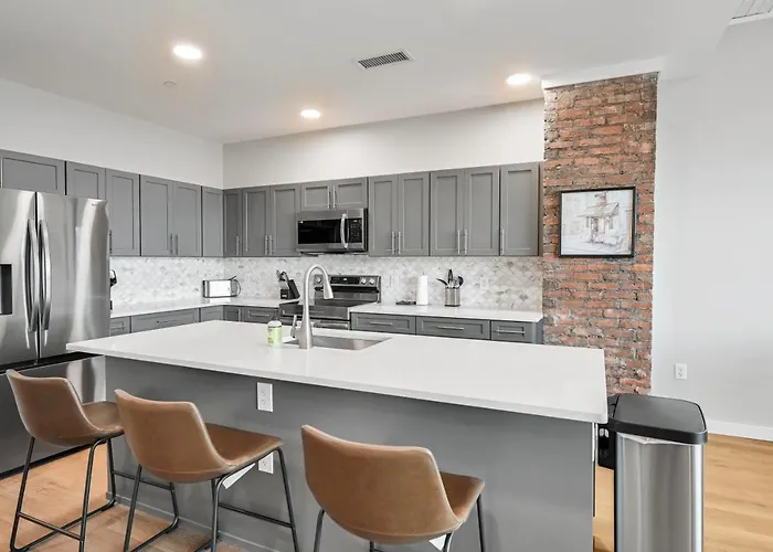 Central Downtown Asheville Luxe Condo