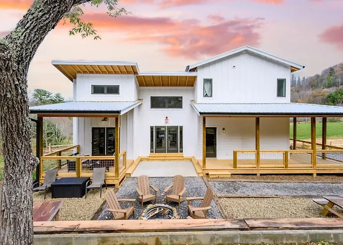 Idyllic Mountain By Avantstay Outdoor Living