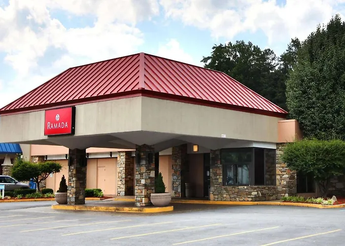 Ramada By Wyndham Asheville / Biltmore West