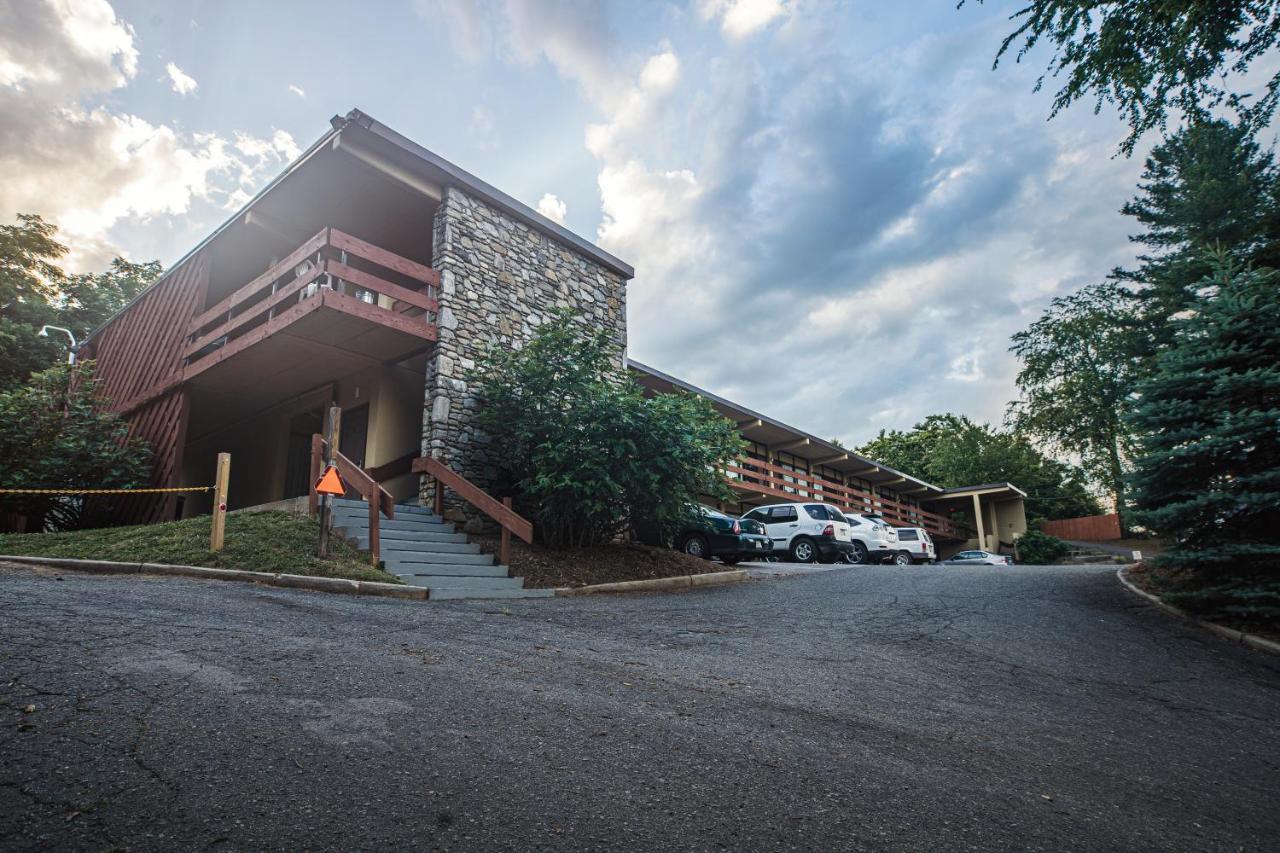 The Mountaineer - Motel Asheville
