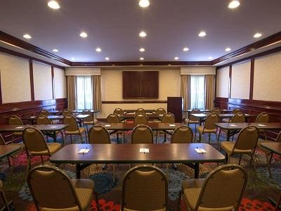 Holiday Express & Sw - Outlet Ctr Area By Ihg Hotel Asheville