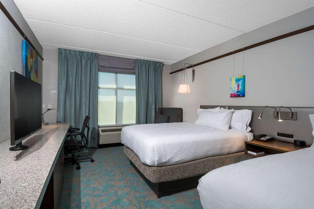 Hilton Garden Downtown 3*