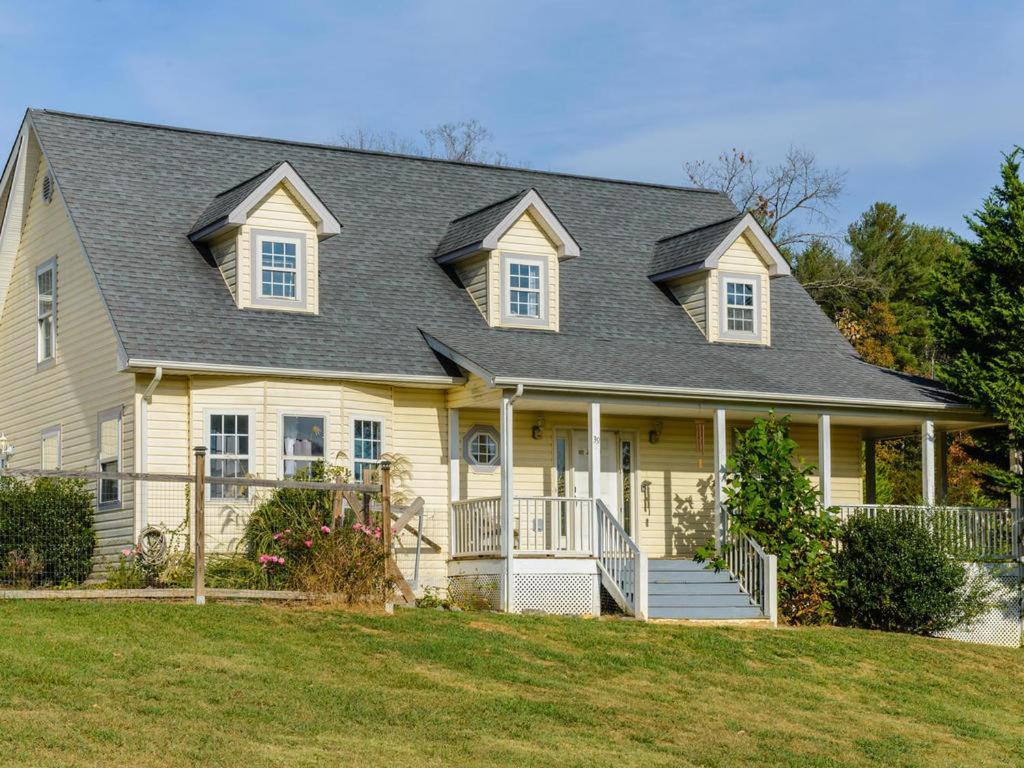Holiday home Biltmore Basecamp - Mnt Views - 6 King Bedrooms Asheville