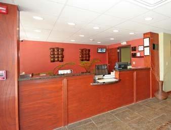 Quality Downtown Tunnel Rd Hotel 2*