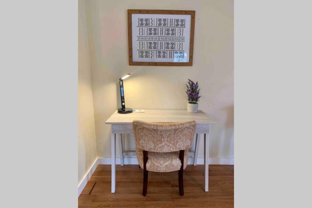 Holiday home Peaceful Garden Oasis - 3 Miles To Downtown! Asheville