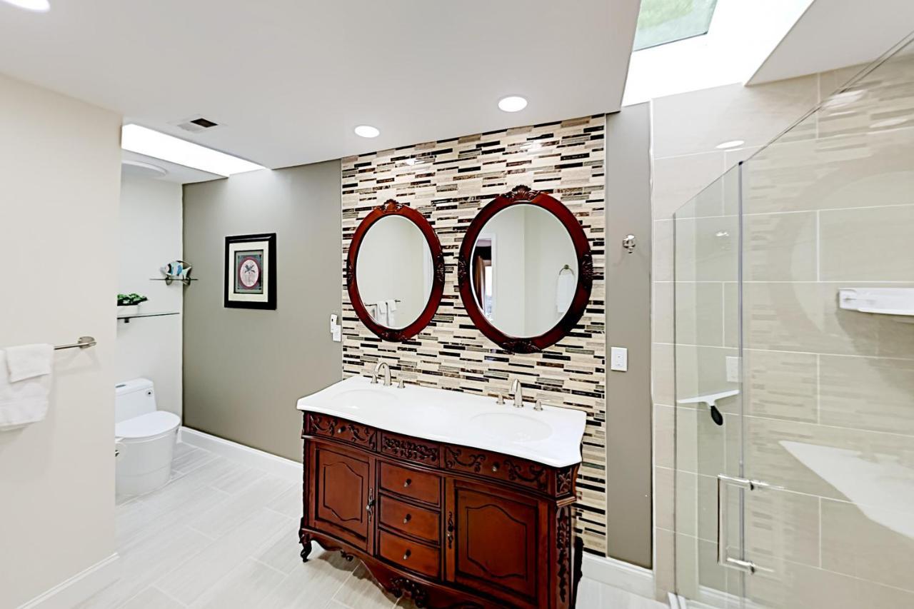Cedarwood Getaway Holiday home Asheville