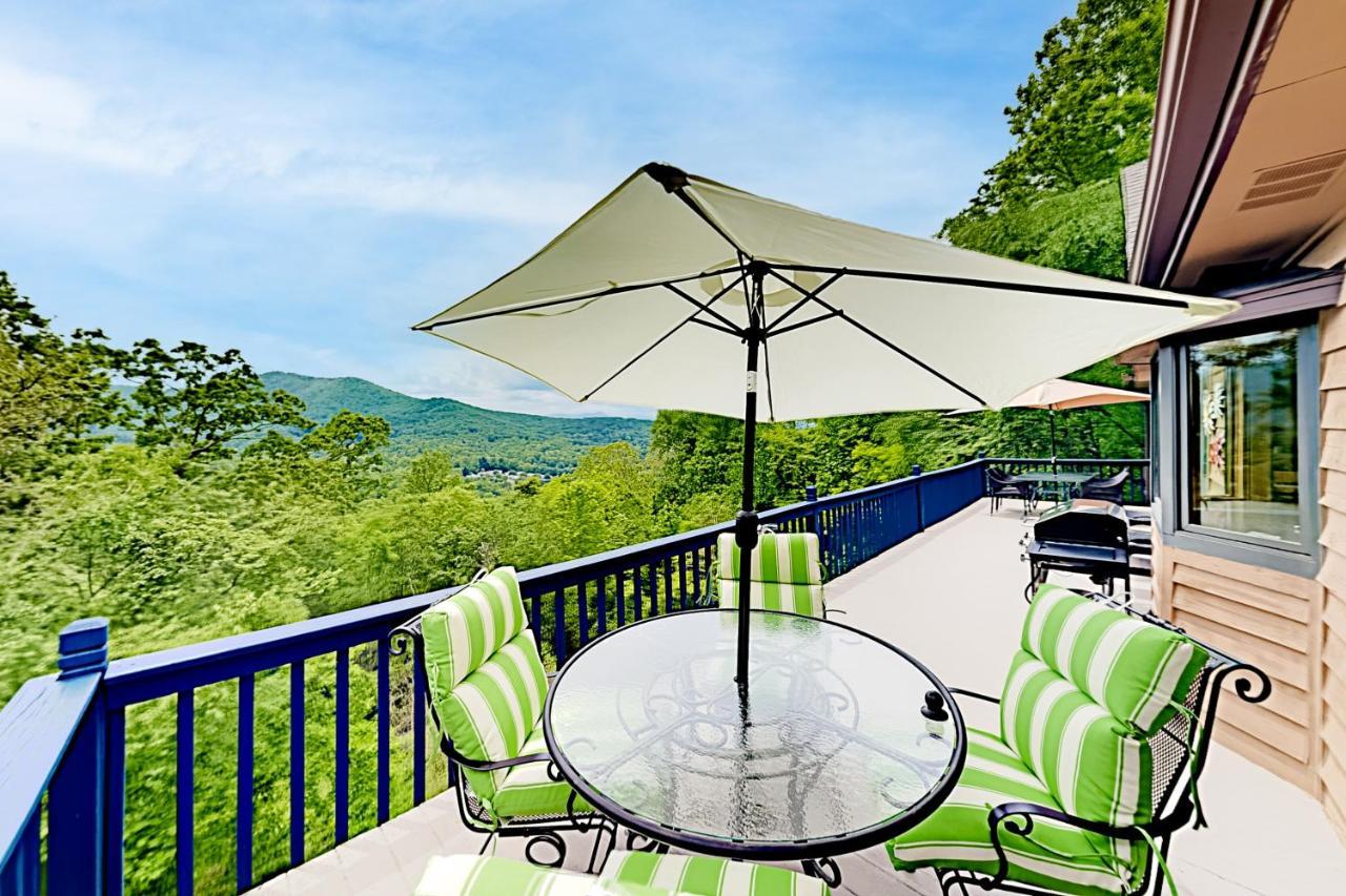 Cedarwood Getaway *