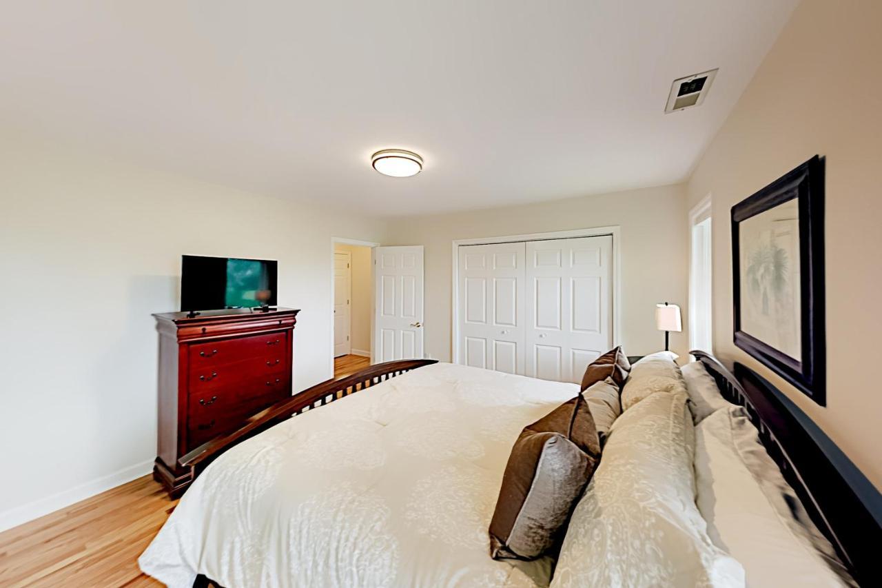 Cedarwood Getaway