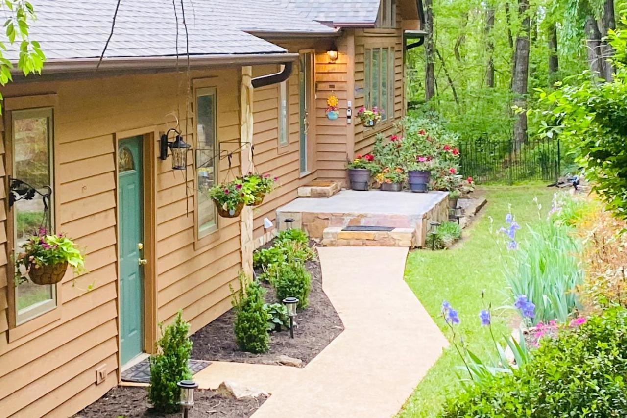 Cedarwood Getaway