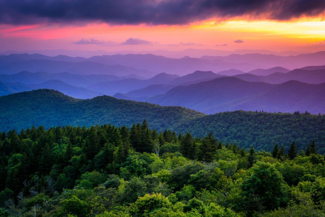 Cool Springs Manor Holiday home Asheville