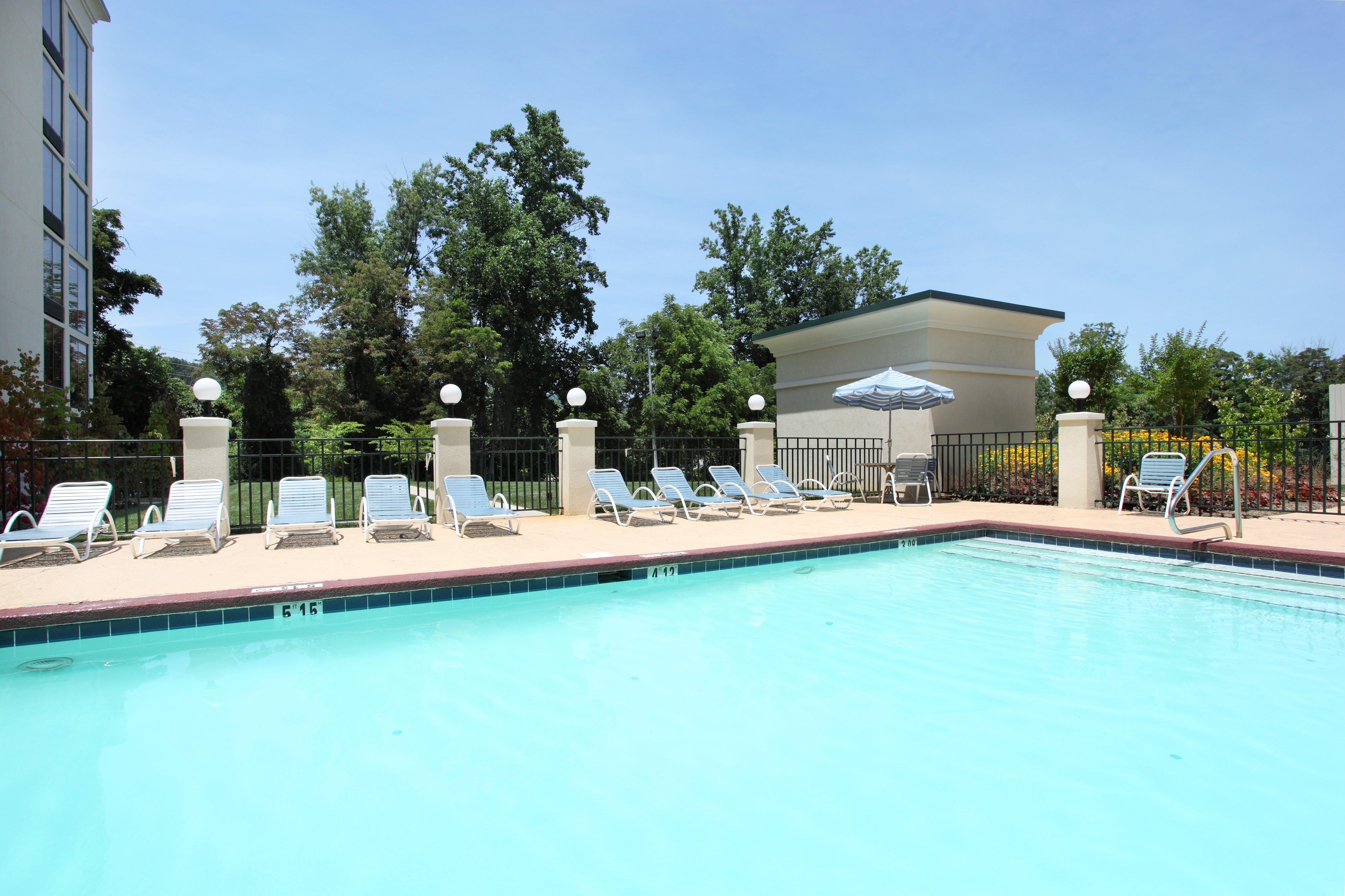 - Biltmore West By Ihg Hotel