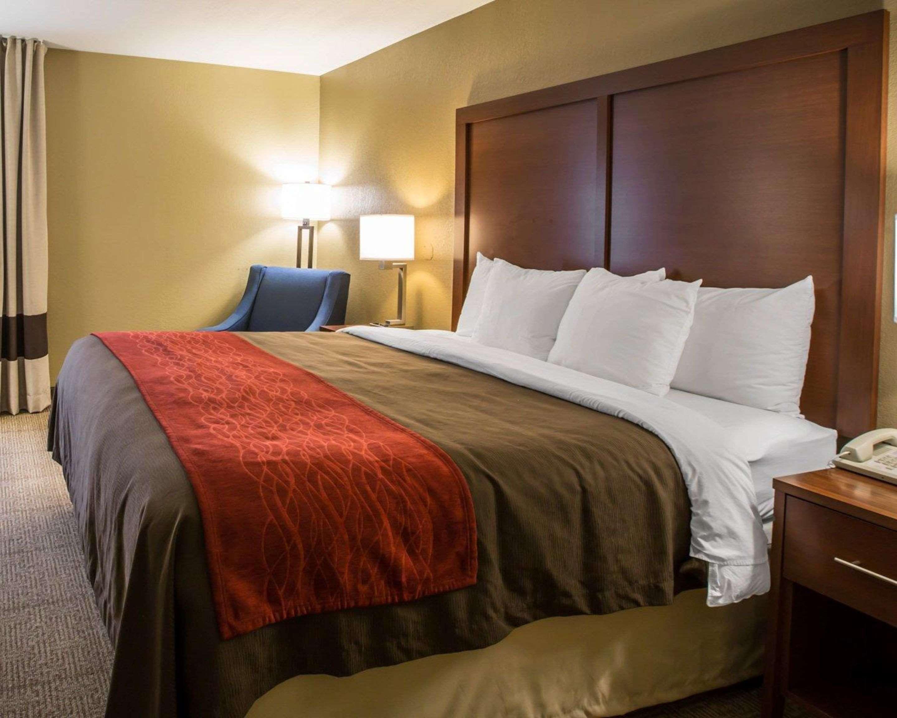Inn Comfort Biltmore West