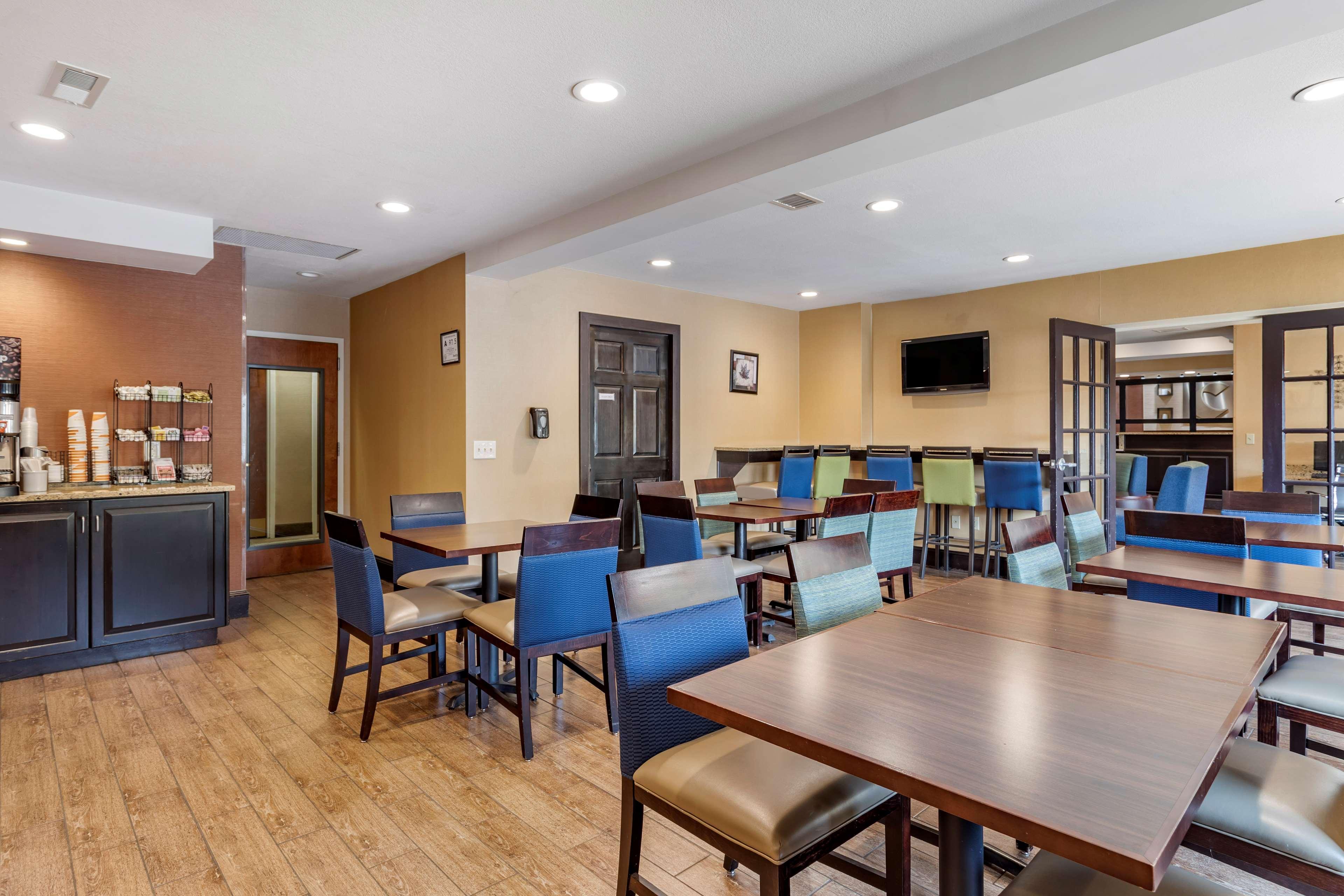 Inn Comfort Biltmore West