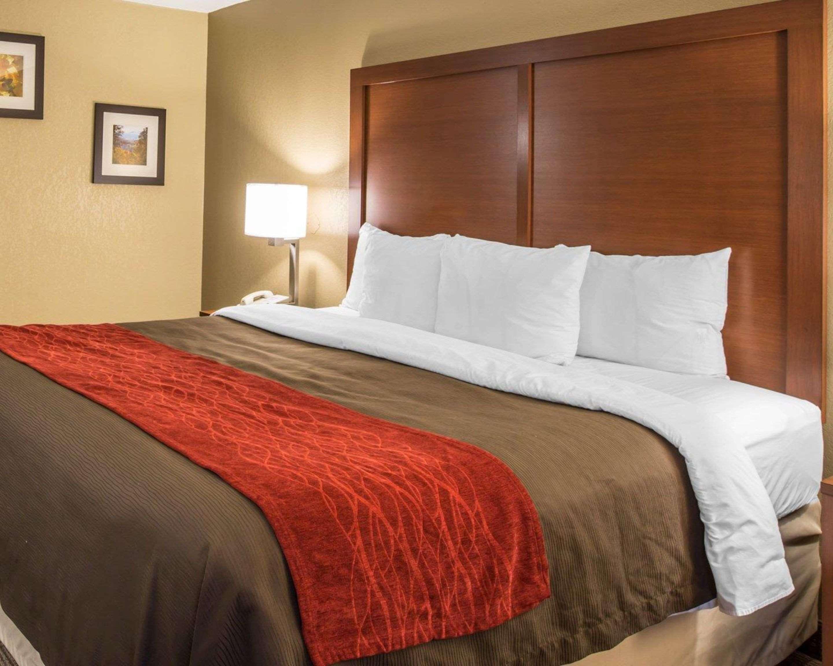 Comfort Biltmore West Inn 2*
