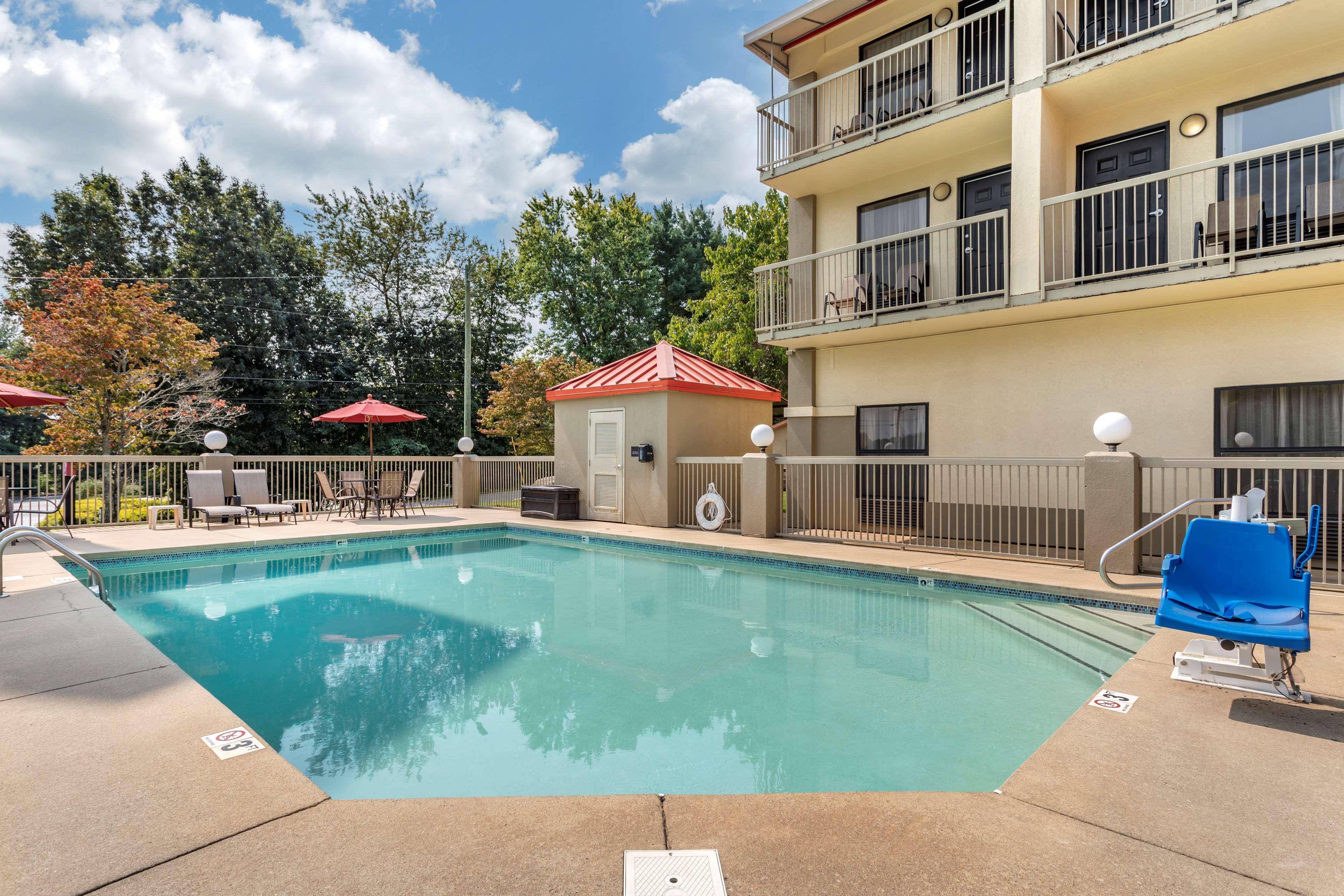Comfort Biltmore West Inn