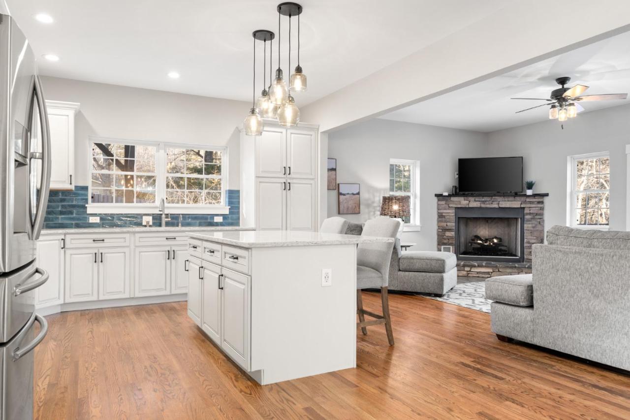 Secluded Luxury With Pool And Hot Tub In 15 Min To Downtown