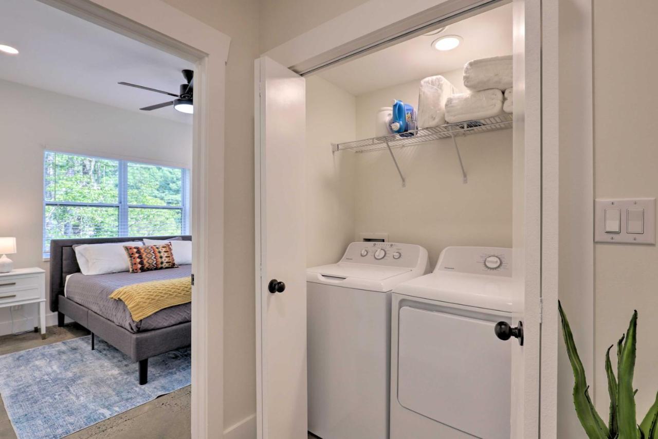 Pet-friendly Retreat With Hot Tub Asheville