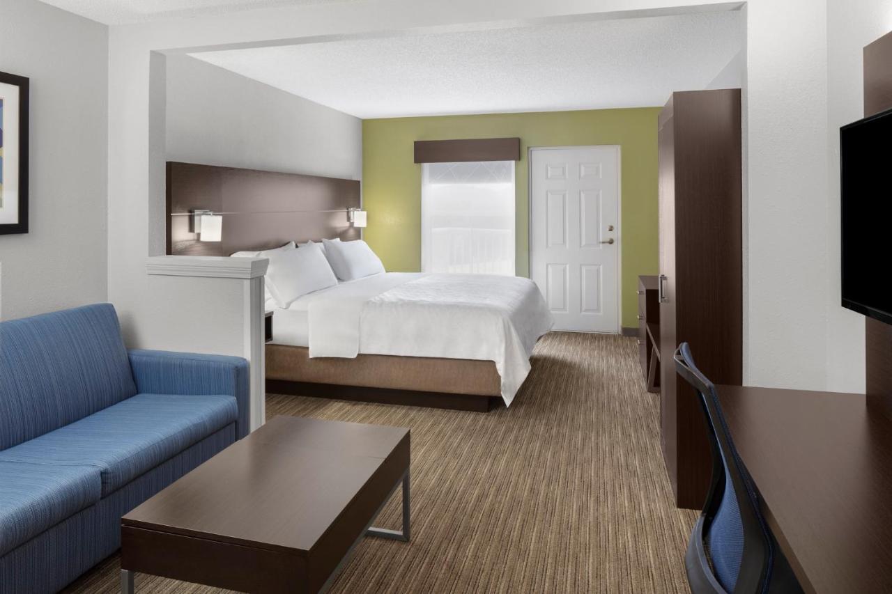 Holiday Express & Sw - Outlet Ctr Area By Ihg 2*