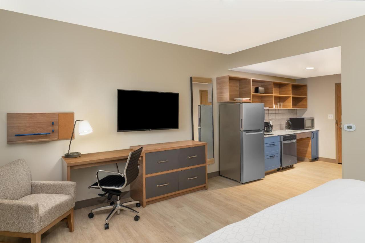 Candlewood - Downtown By Ihg Hotel