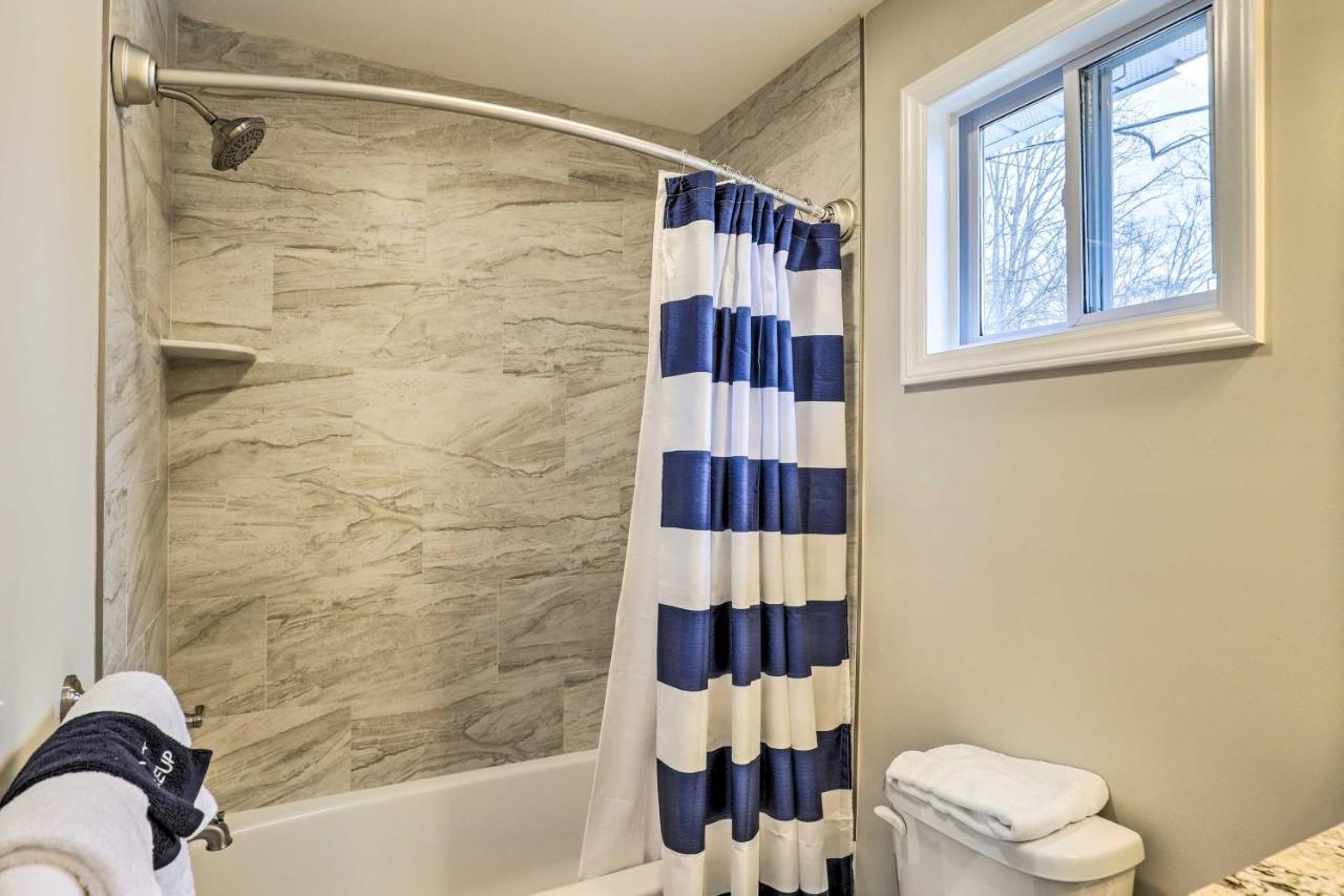 Holiday home Candler With Deck 8 Mi To Downtown Asheville! *