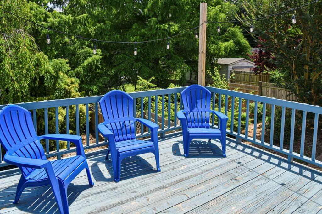 Holiday home 6 Miles To Downtown Asheville. Sleeps 5. Asheville