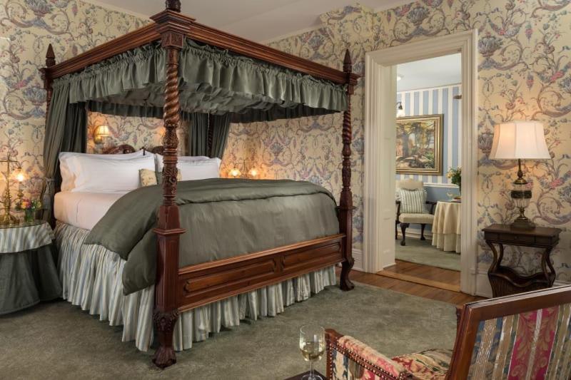 Albemarle -