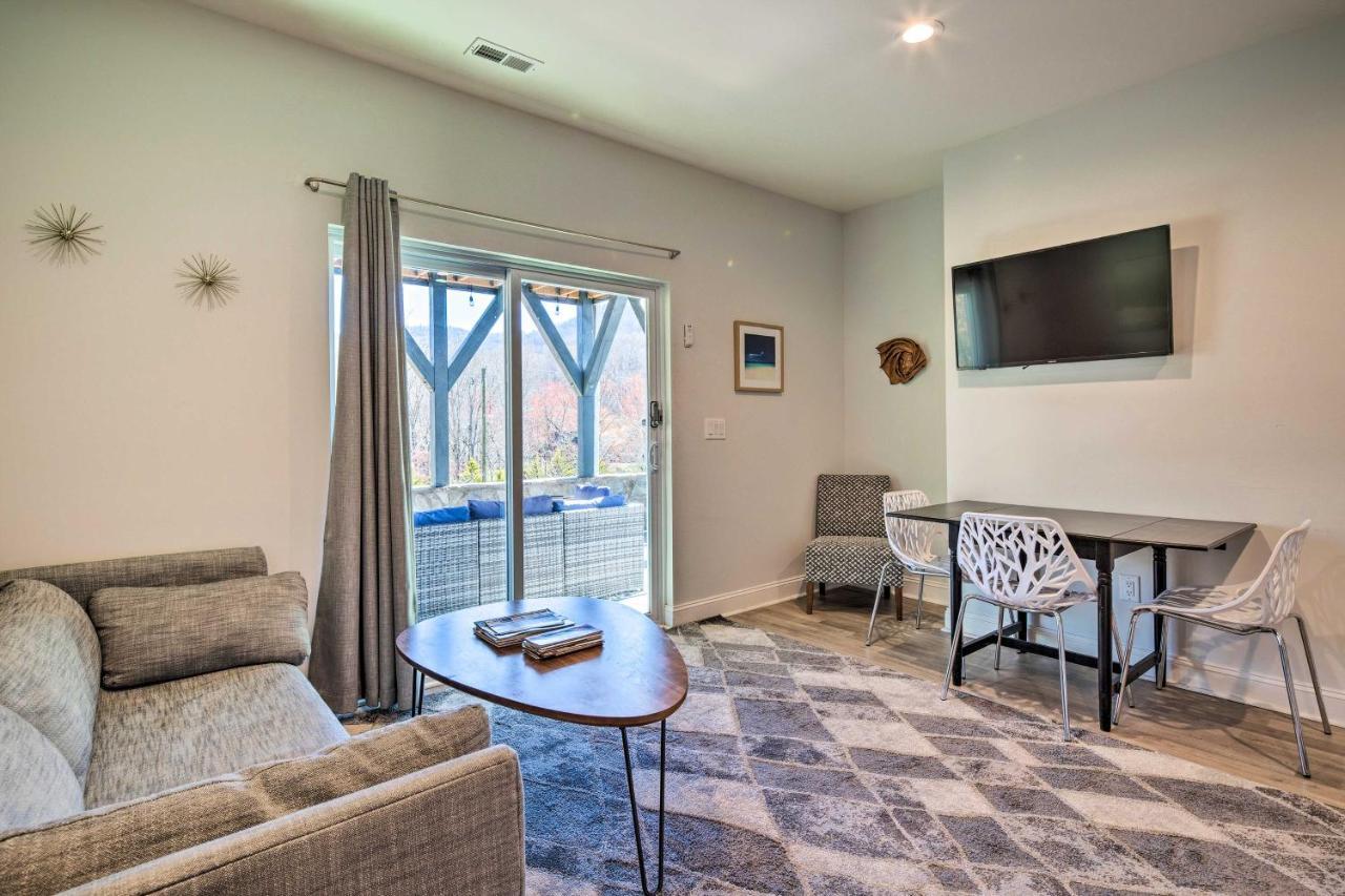 Apartment Comfy Vacation With Hot Tub!