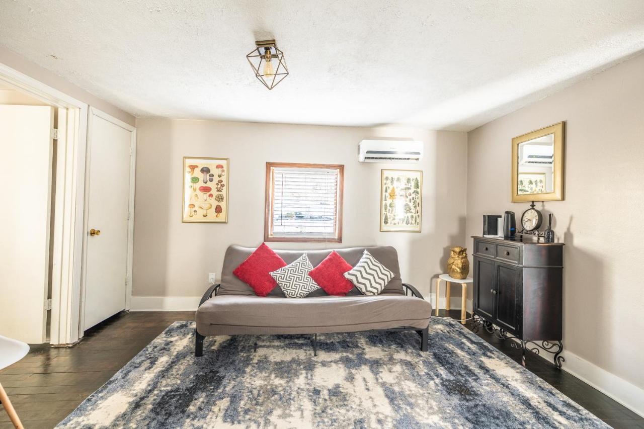 Apartment Tranquility Pet- Friendly