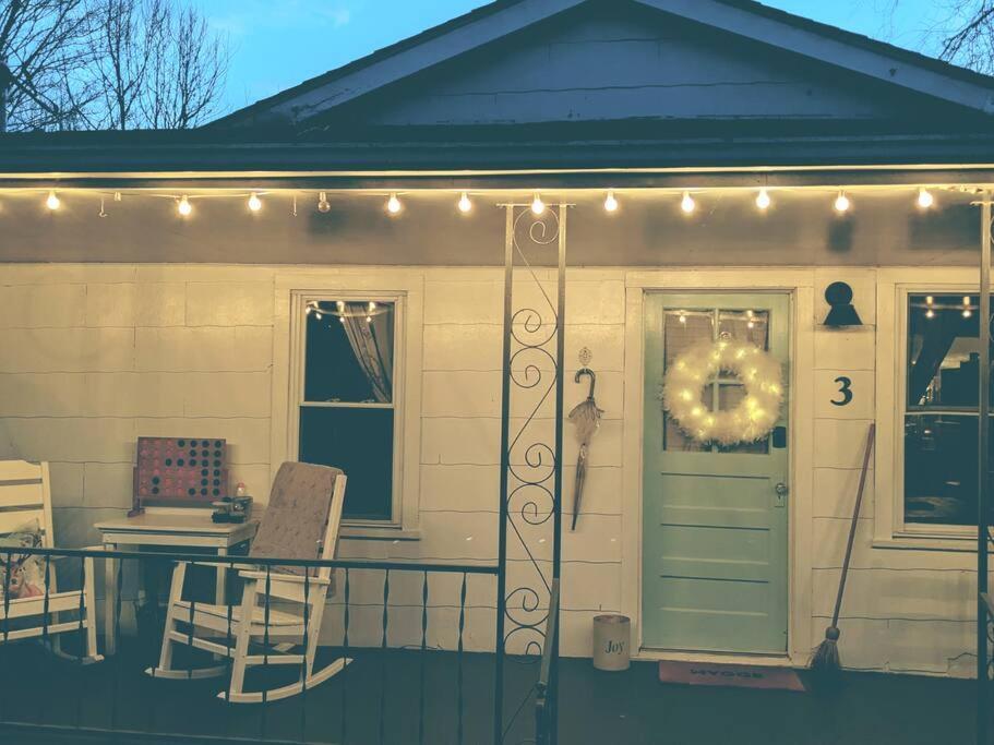 Victory Garden 12 Min To Downtown With Fire Pit And Holiday home Asheville