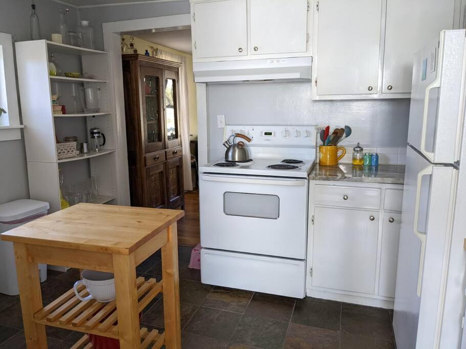 Victory Garden 12 Min To Downtown With Fire Pit And * Asheville