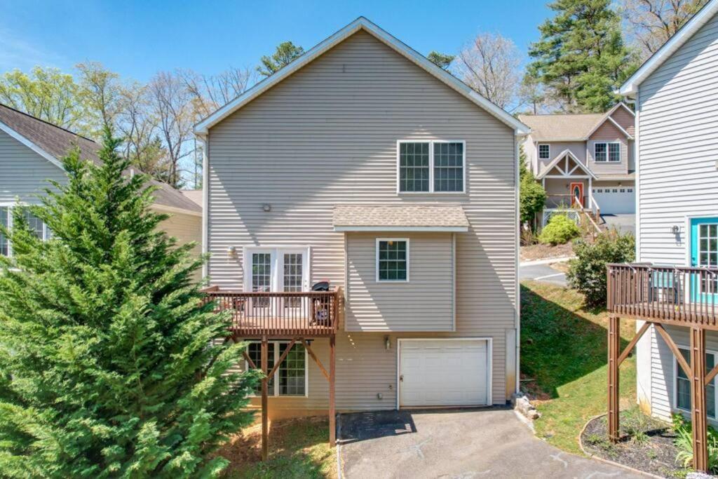 Holiday home Spacious Mountain House - 10 Minutes From & Biltmore! Asheville