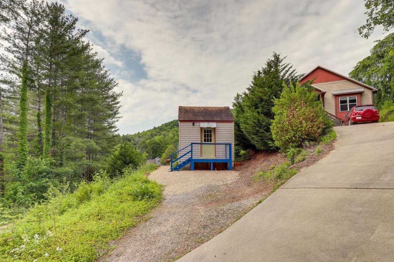 Apartment Ideally Located Tiny With Fire Pit *